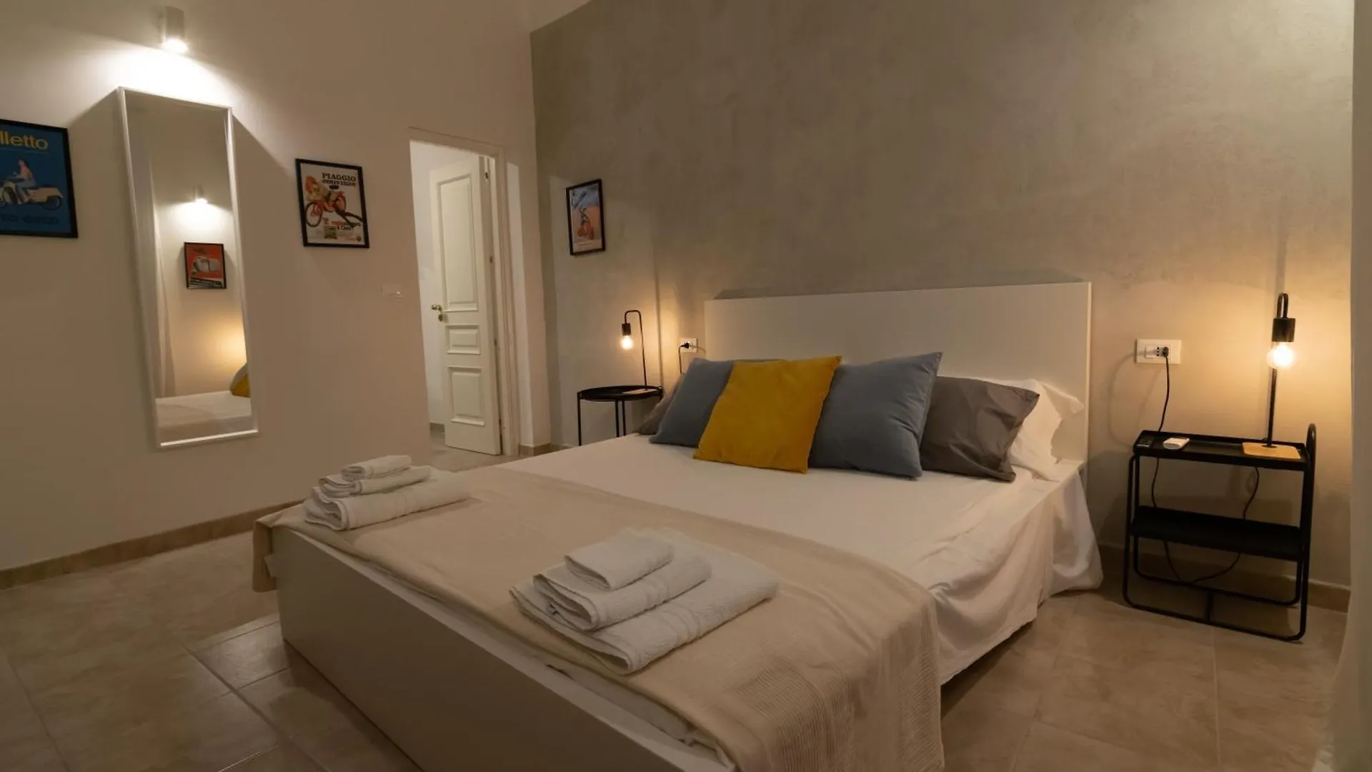 R-Home Exclusive Rooms Catania 0*,