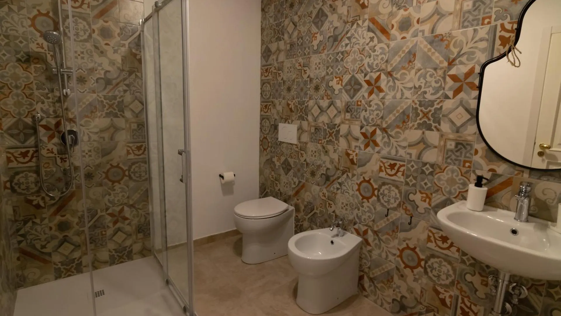R-Home Exclusive Rooms Catania Guest house