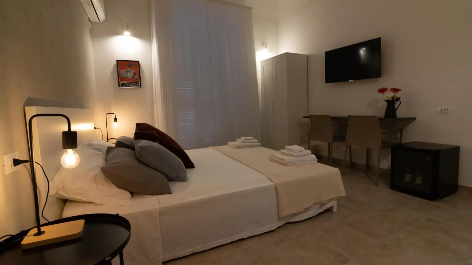 R-Home Exclusive Rooms Catania Italy